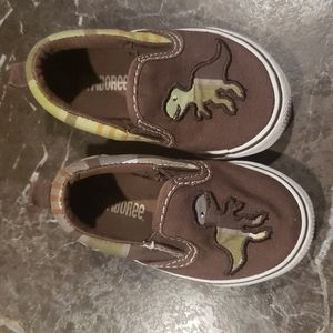 Baby‎ Dino loafers size 4